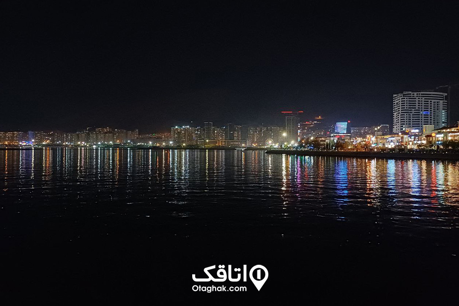 حال و هوای دریاچه چیتگر در شب