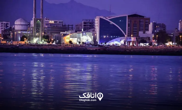 بندرعباس در شب